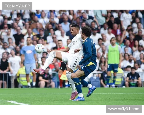 埃瓦尔对阵皇家马德里直播：西甲焦点战精彩对决